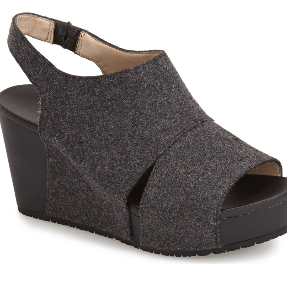 Dr. Scholls Women's Gray Weslyn Platform Wedge